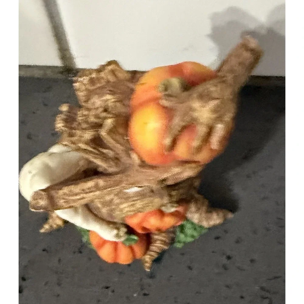 Spooky‎ Hollow Halloween Village Tree Pumpkin Ghost Figure Figurine